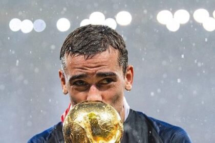 Antoine Griezmann Hangs Up International Boots