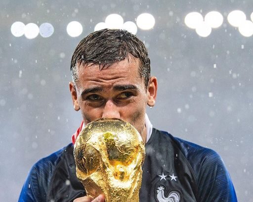 Antoine Griezmann Hangs Up International Boots