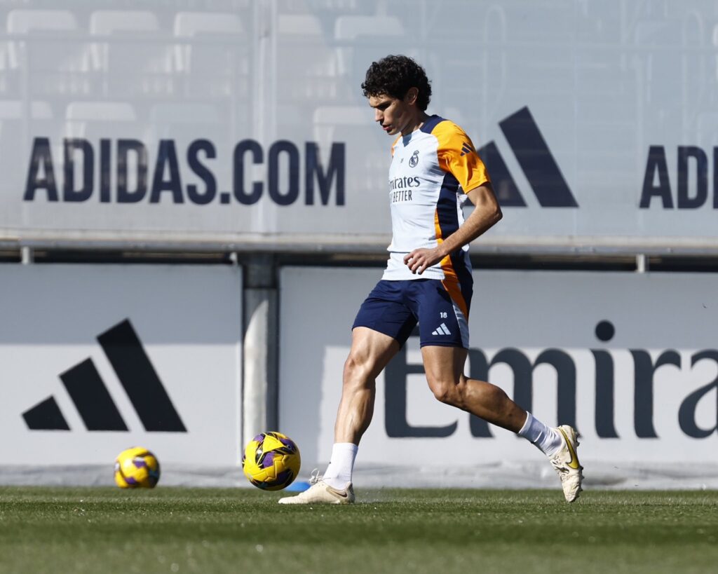 Jesús Vallejo's Real Madrid Journey Ends with Injury Setback, Free Agent Departure Looms