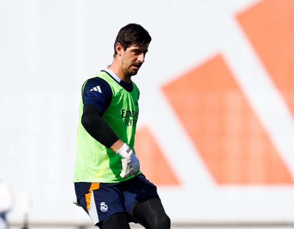 Courtois Returns to Team Training Ahead of Arsenal Clash